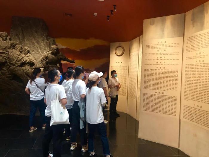 【党建带团建】青春心向党，起航新征程 ——百色市中医医院团支部开展“纪念五四运动102周年”主题团日活动