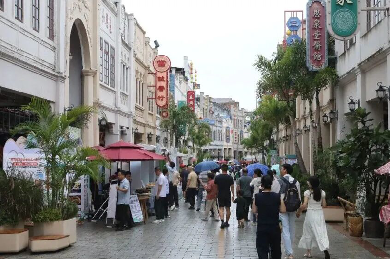 【医院动态】百色端午民俗嘉年华首日启幕,市民游客沉浸式体验中医药文化盛宴